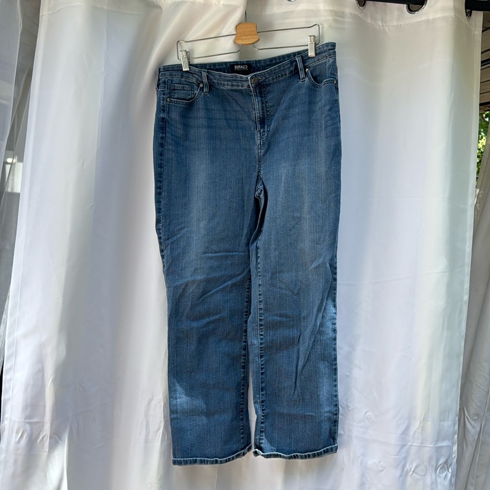 Buffalo David Bitton jeans. Alyssa. Like new.